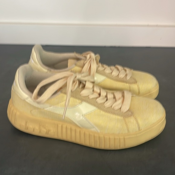 DIADORA Women's Yellow Lace Up Sneakers Size 8.5 - Picture 5 of 11